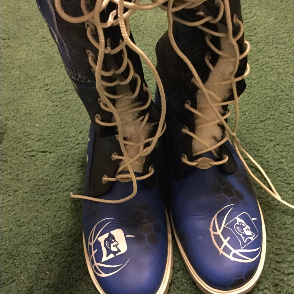 Custom Made Women’s Timberland Boots Size 9